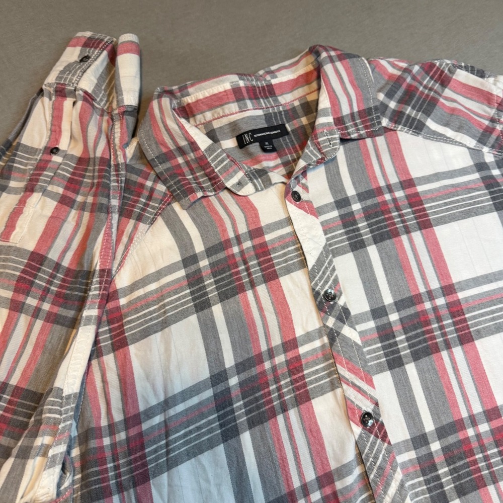 INC International Concepts Mens XL Red White Grey Plaid Cotton Button Up Shirt